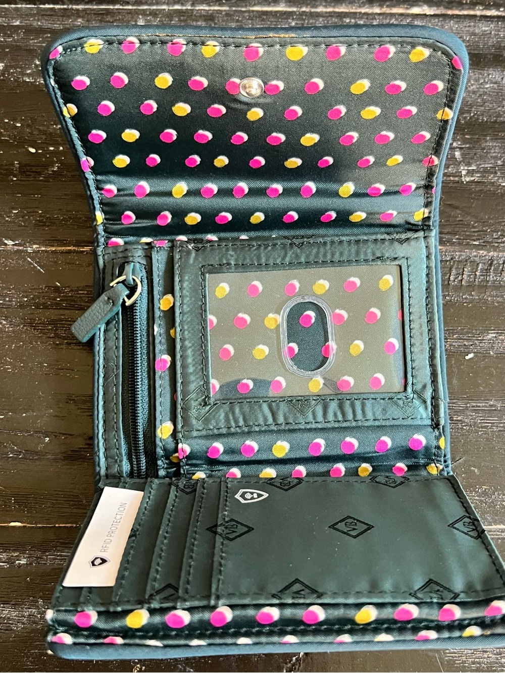 Vera Bradley trifold Floral Quilted Wallet RFID - Picture 4 of 12